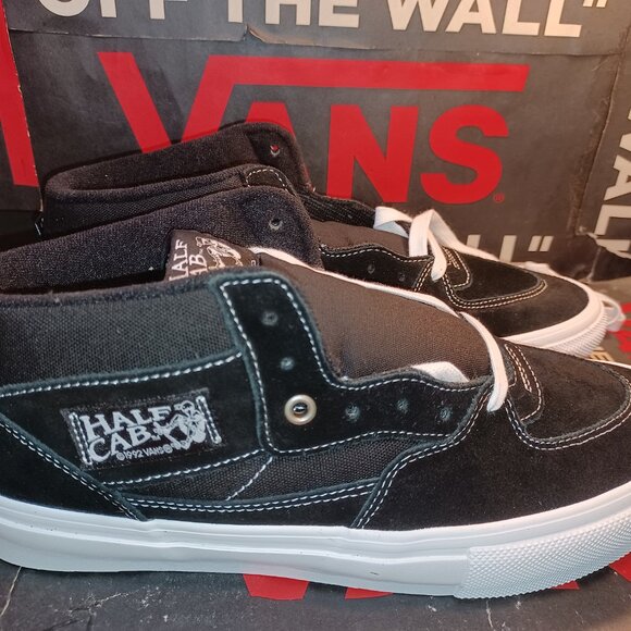 Vans Men's 11.5 Skate Half Cab Classic Black/White Canvas Suede VN0A5FCDY28 - Picture 11 of 12